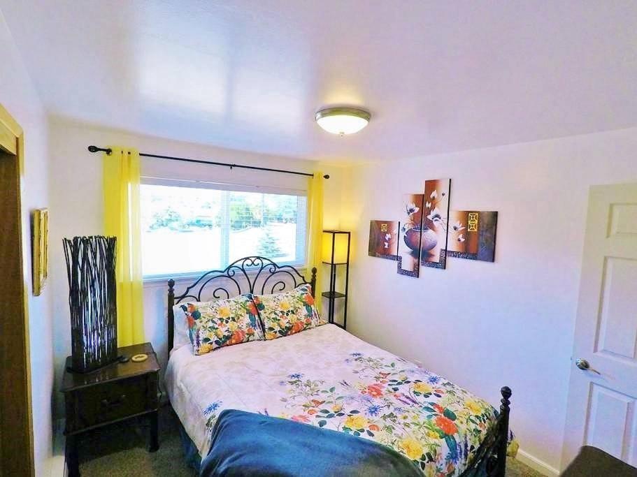 Sauna & Steam Larch Avenue Getaway Villa Port Angeles Dış mekan fotoğraf
