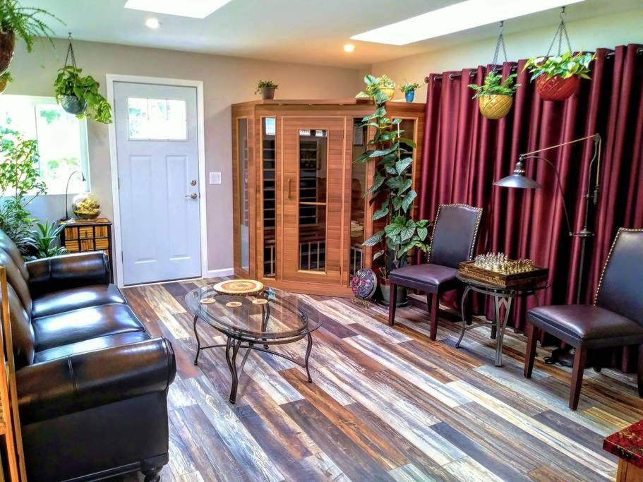 Sauna & Steam Larch Avenue Getaway Villa Port Angeles Dış mekan fotoğraf